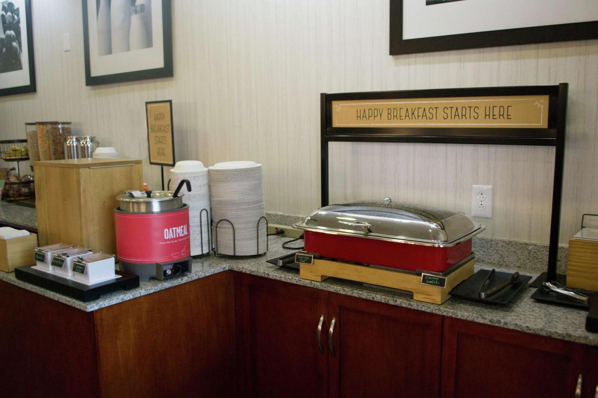 Hampton Inn Marion Buitenkant foto